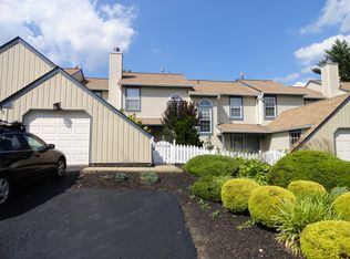 1733 McNelis Dr, Southampton, PA