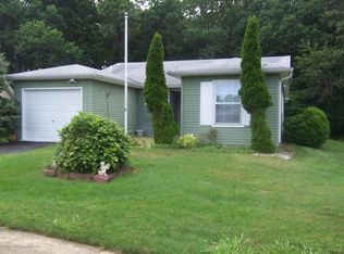 6 Cascade Ct, Brick, NJ 08724