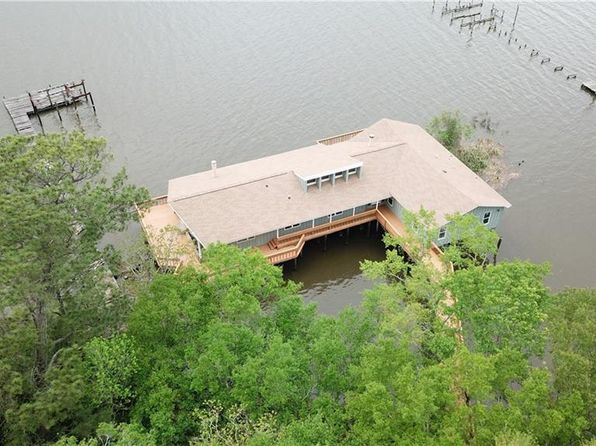 3074 Riverside Dr, Mobile, AL 36605