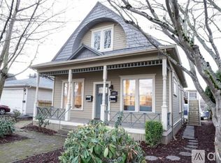 145 Park Ave N #B, Renton, WA 98057