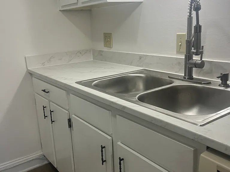 Shoreline Dr — Photo 14