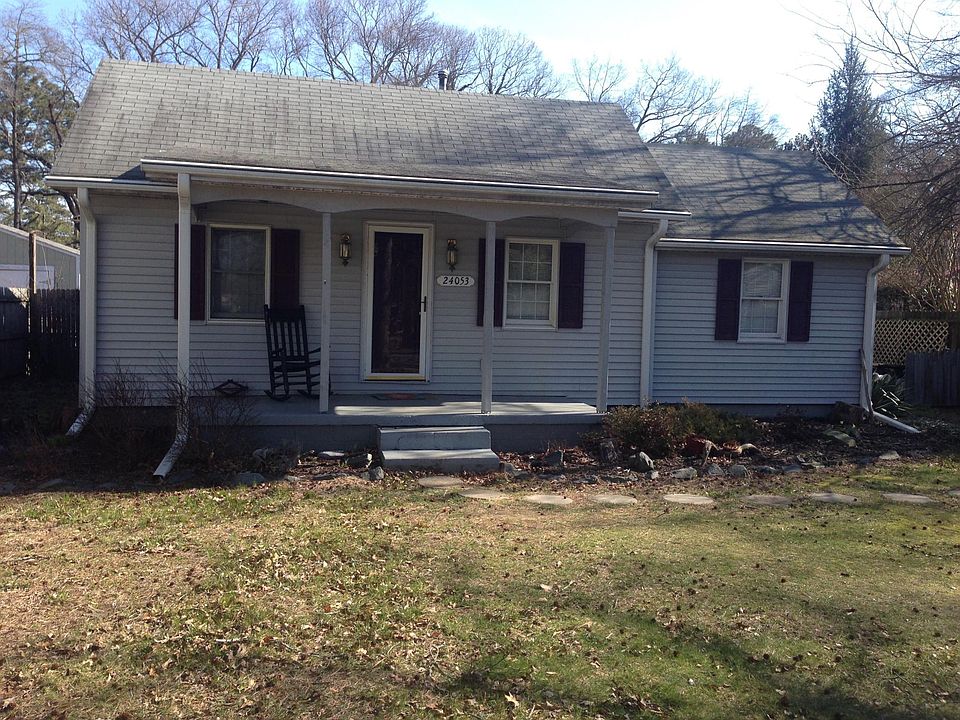 1st image of 24053 Elm St