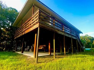 240 Beach Dr, Florahome, FL 32140