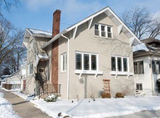 1147 S Elmwood Ave, Oak Park, IL 60304