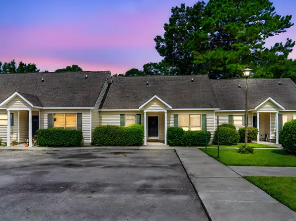 933 E Estates Blvd APT C, Charleston, SC 29414