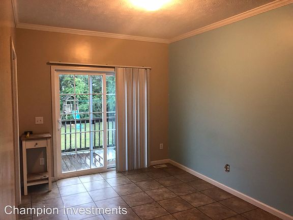 5th image of 110 Fallston Heights Dr