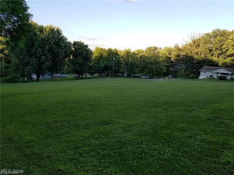 2nd image of Potts Ln