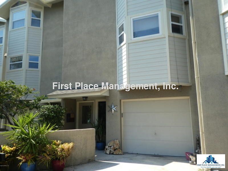 1st image of 61 Coral St