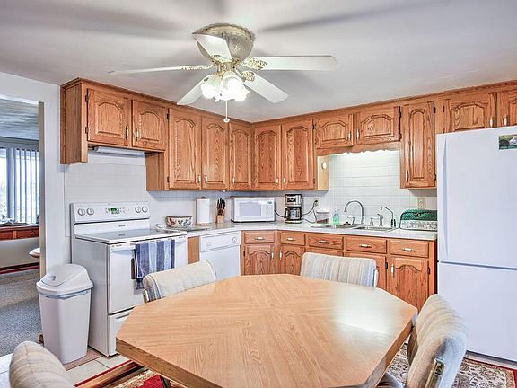 2nd image of 14322 Becky Ln