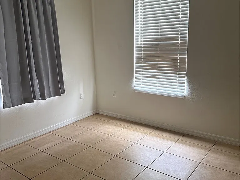 633 Alabama Rd S — Photo 8