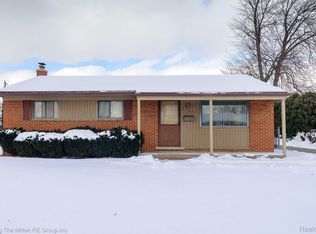 2137 Winston Dr, Sterling Heights, MI 48310