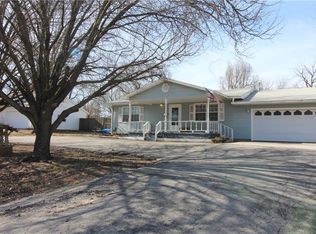 518 N 3rd St, Tecumseh, OK 74873