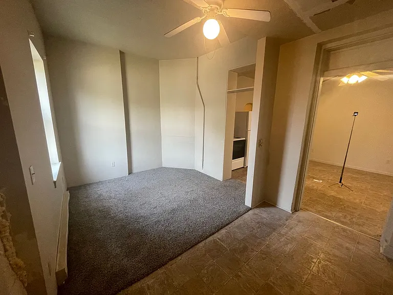 321 Vine St — Photo 25