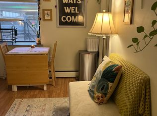 12 S 10th St #2R, Philadelphia, PA 19107