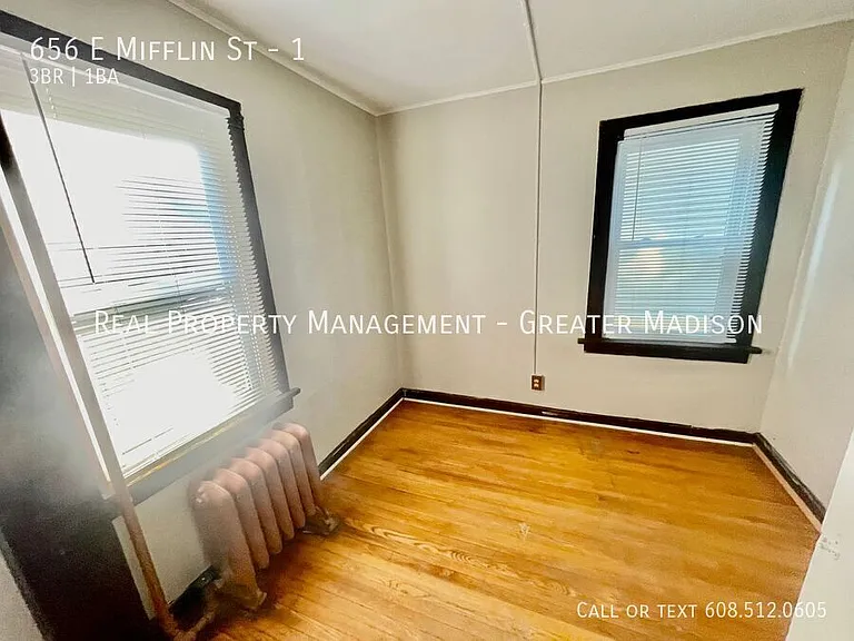 656 E Mifflin St #1 — Photo 12