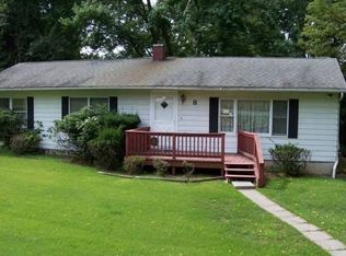 8 High View St, Califon, NJ 07830