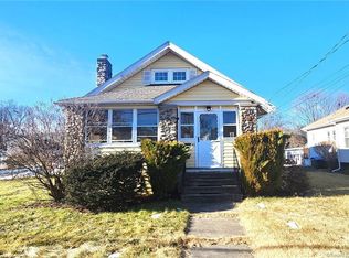 61 S Washington St, Plainville, CT 06062