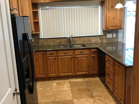 3rd image of 3375 S Riviera Dr Unit A