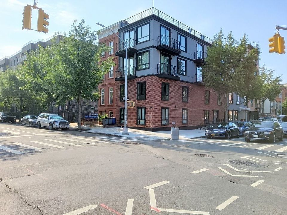 1st image of 695 Lafayette Ave #206