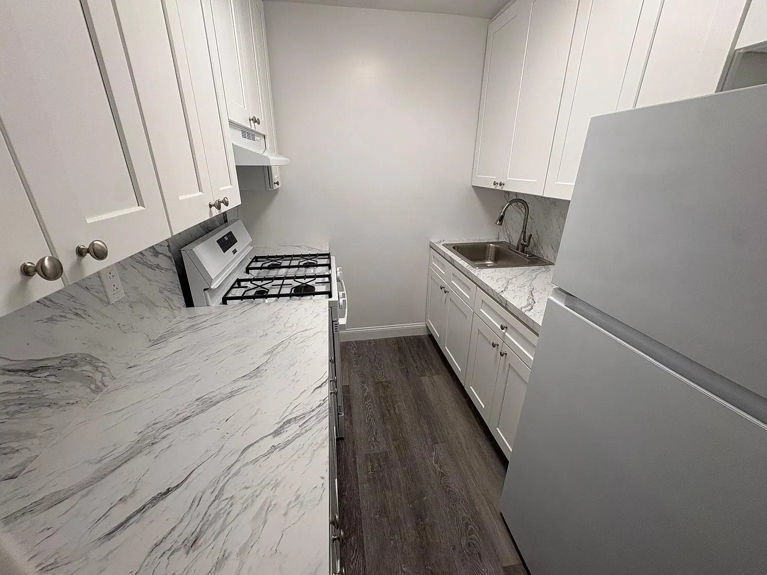 8615 Ava Pl — Photo 3