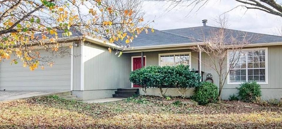 1st image of 3483 W Essex Dr