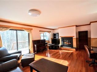 704 Merrywood Dr, Edison, NJ 08817