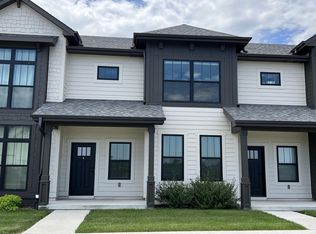 2126 SW Chautauqua Ln, Ankeny, IA 50023