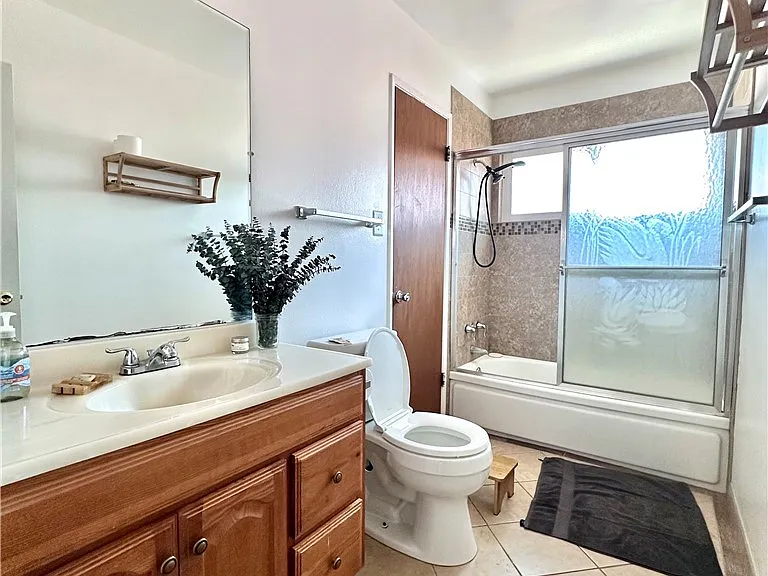 16404 Mayall St — Photo 22