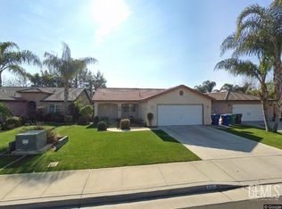 327 Fern Meadow Dr, Bakersfield, CA 93308