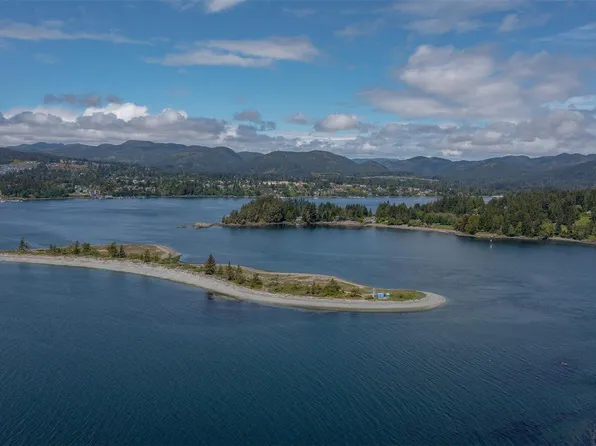 7170 Sea Cliff Rd, Capital, BC V9Z 1A8