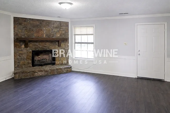 4527 Hickory Branch Dr — Photo 4