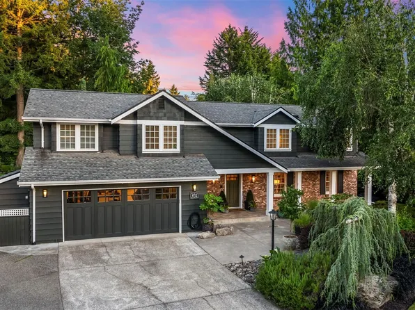 8712 51st Street W, University Place, WA 98467