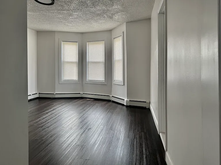 198 New Brunswick Ave #2 — Photo 14