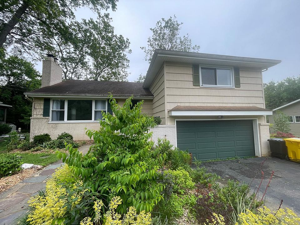 1st image of 113 Boyd Dr