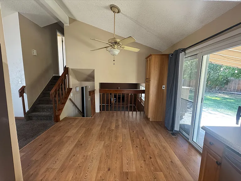 Main level dining area