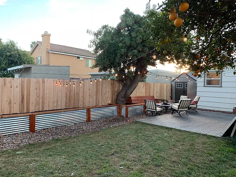 561 Florence St #561 — Photo 4