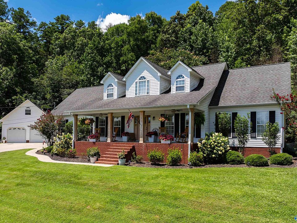 1st image of 116 Woodhaven Dr