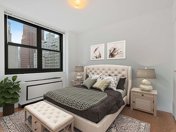 5th image of 200 E 72nd St APT 11F