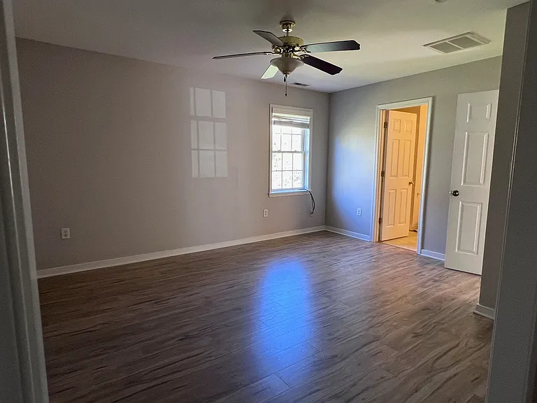 619 Village Gate Dr — Photo 6