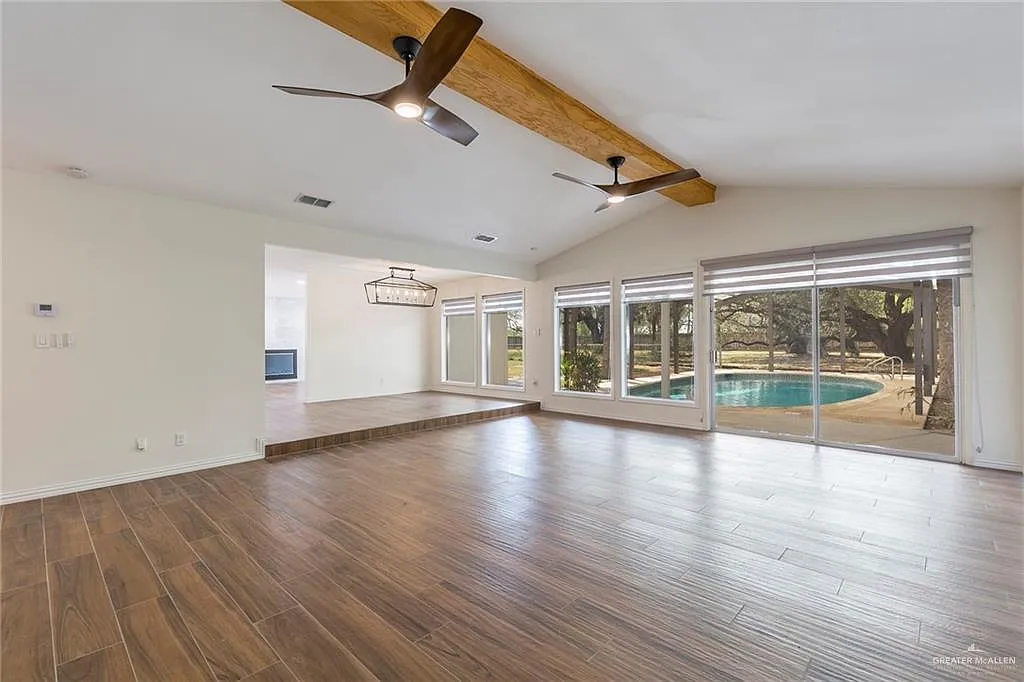 4 bed, 3.0 bath, 4634 sqft, $3,500 — Photo 4