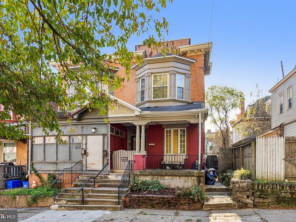 1st image of 254 W Abbottsford Ave