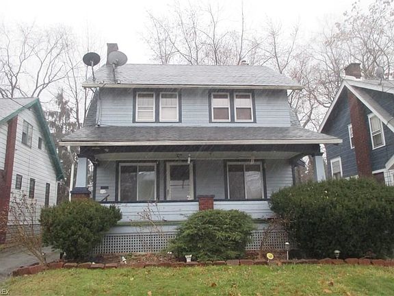 2nd image of 765 W La Clede Ave