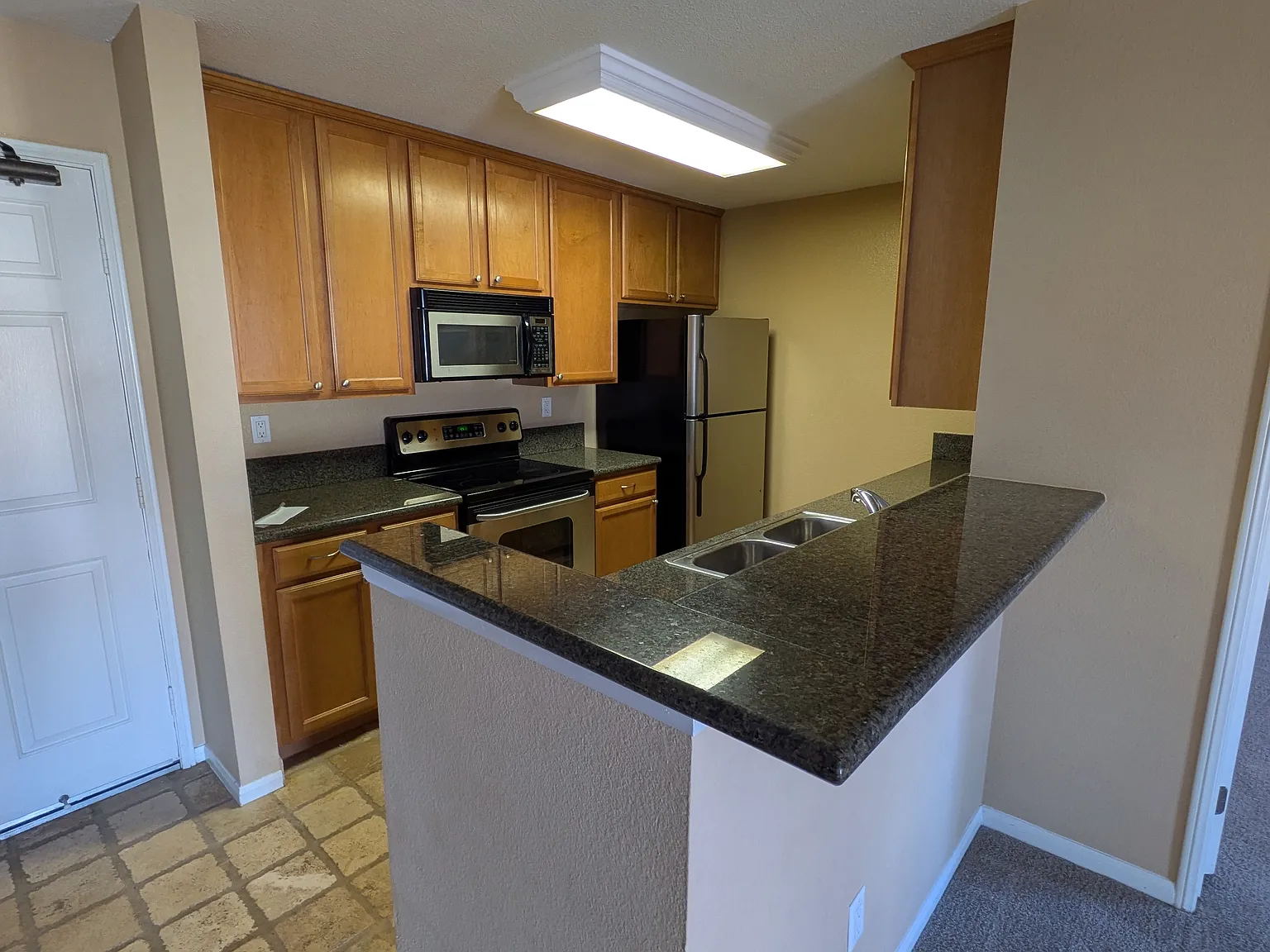 7150 Shoreline Dr — Photo 4