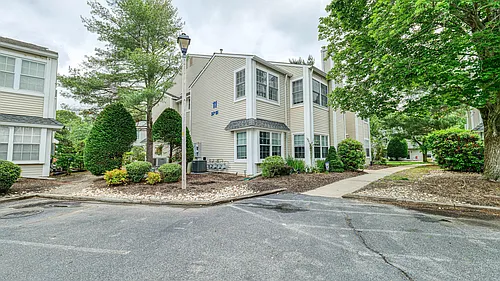 109 Driftwood Ct #109 Photo 1