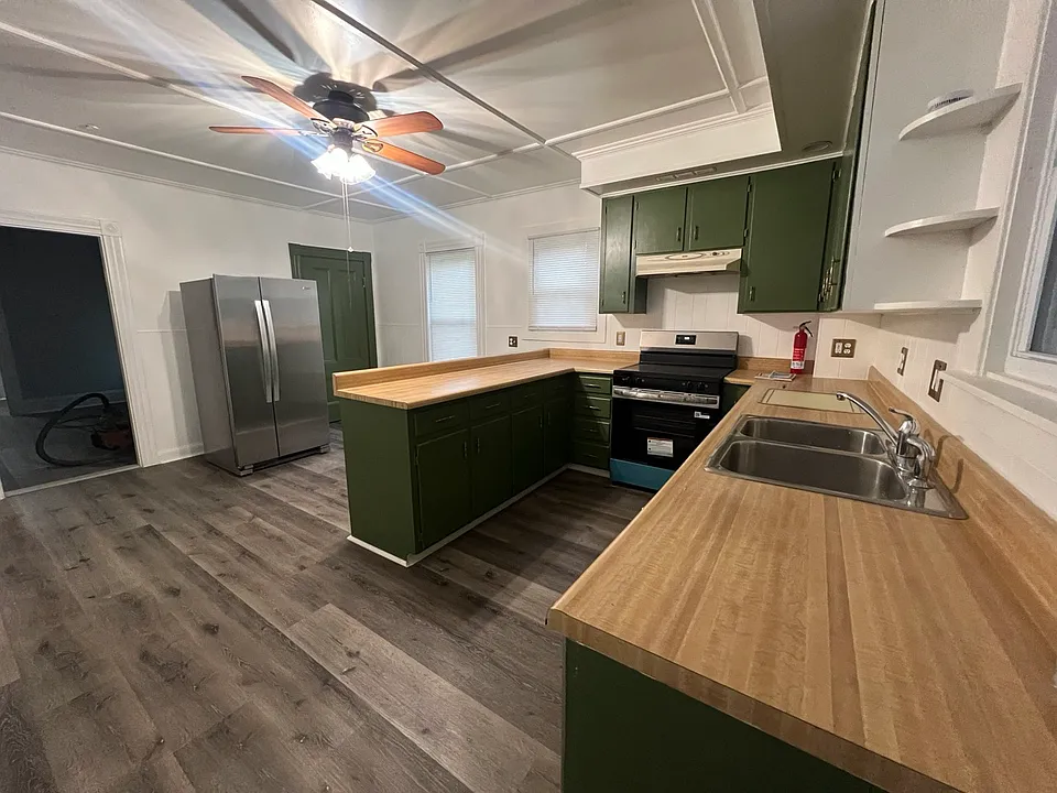 136 Western Ave #1