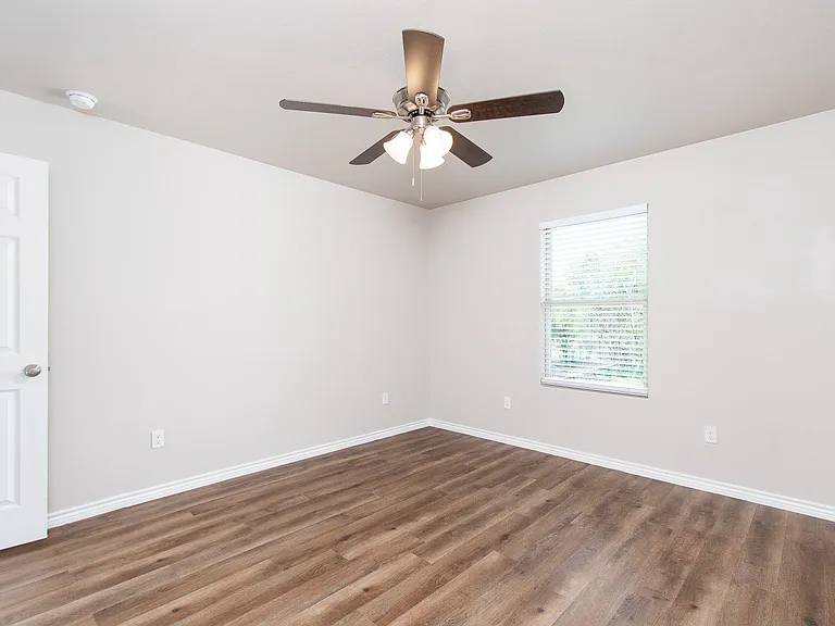 2361 S Wall St #A — Photo 18