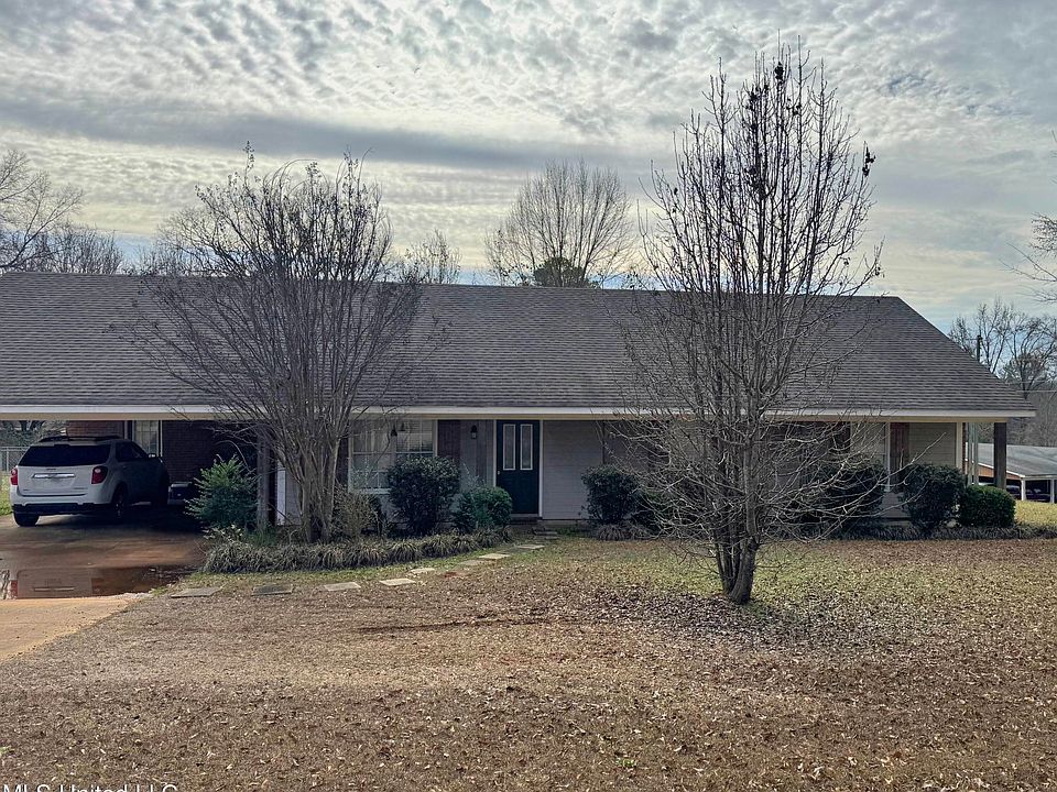 1st image of 72 Colby Ln
