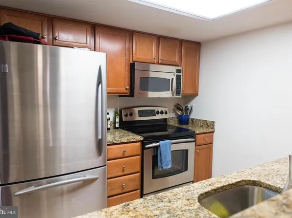 11800 Sunset Hills Rd Unit 612, Reston, VA 20190