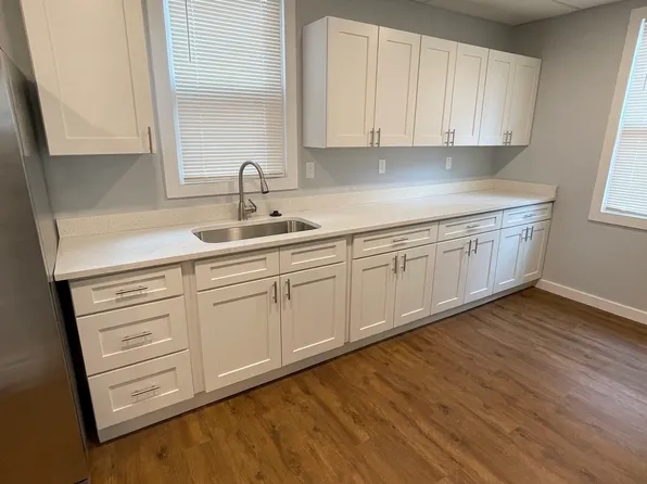 406 E 12th Ave, Homestead, PA 15120