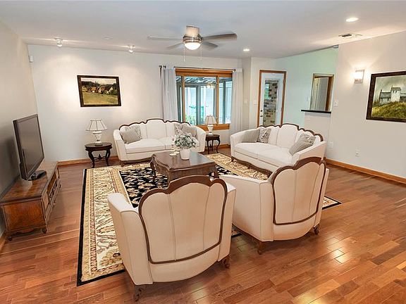 5th image of 6039 Wigton Dr